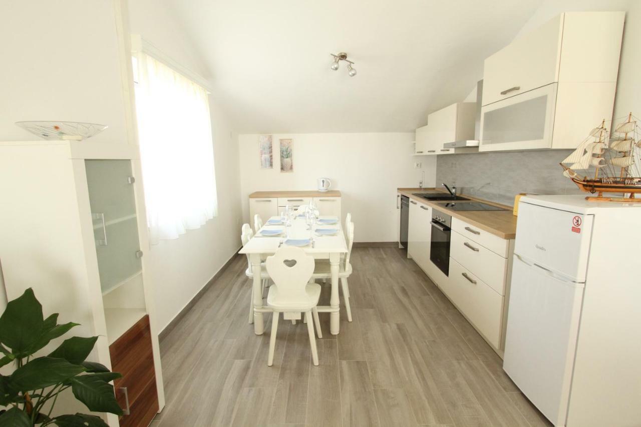 Kuca-Eldic Apartamento Rogoznica  Exterior foto