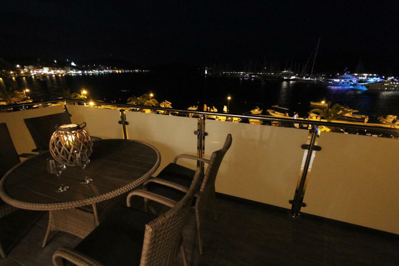 Kuca-Eldic Apartamento Rogoznica  Exterior foto